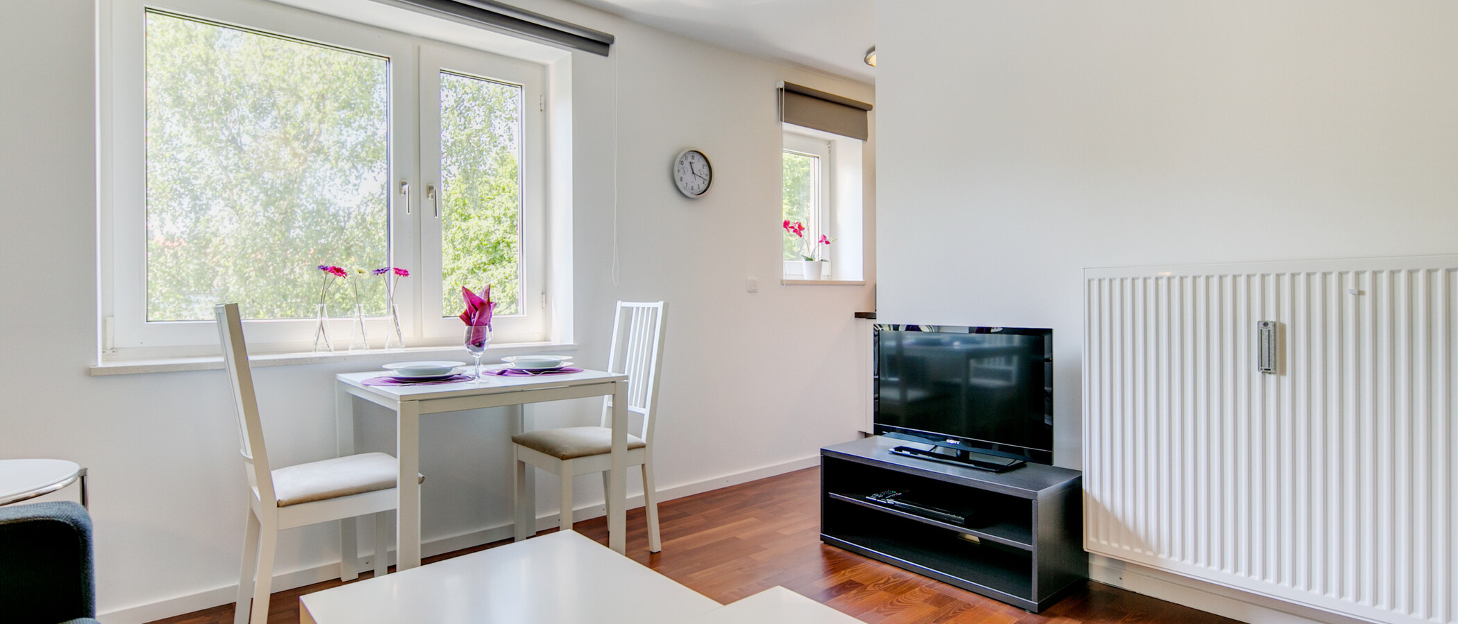 studio München Bogenhausen 04 living room 7047