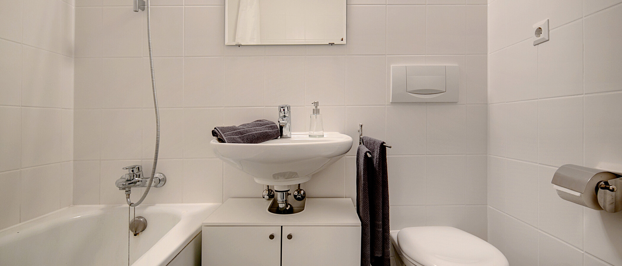apartment München Schwabing 02 bathroom 7069