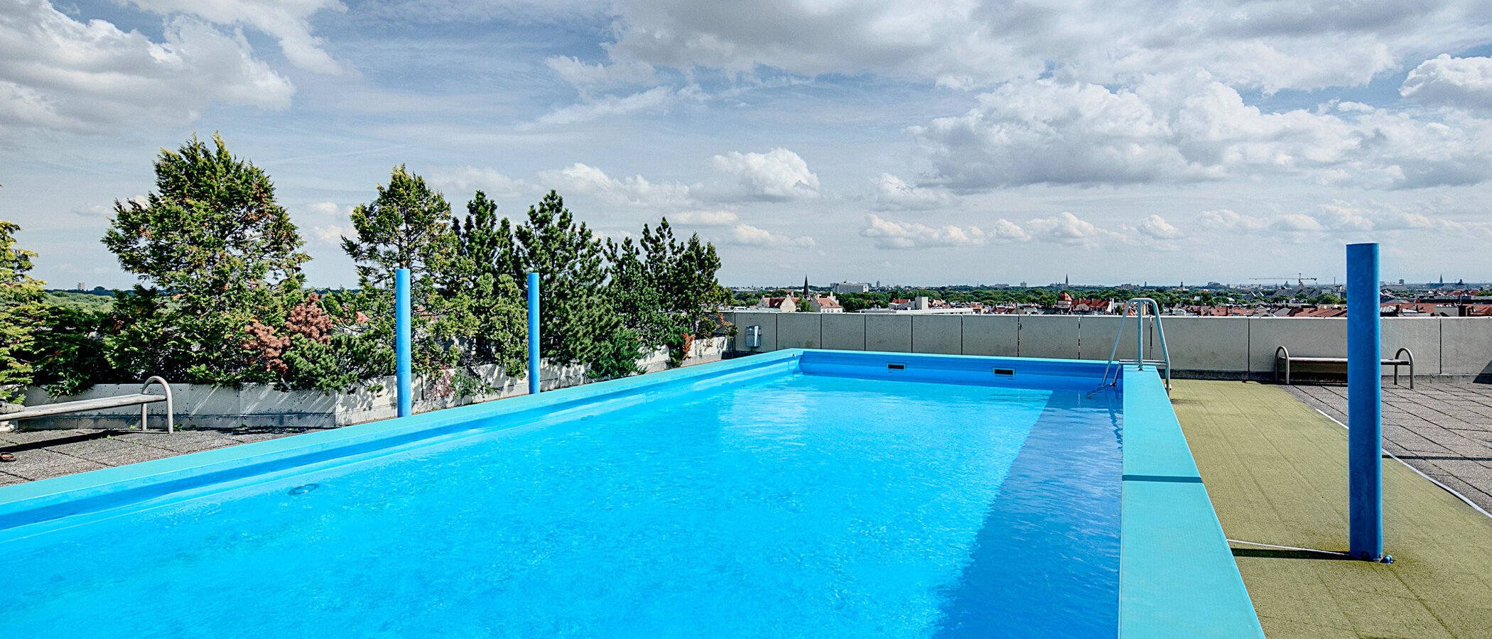 apartment München Schwabing 01 pool 7069