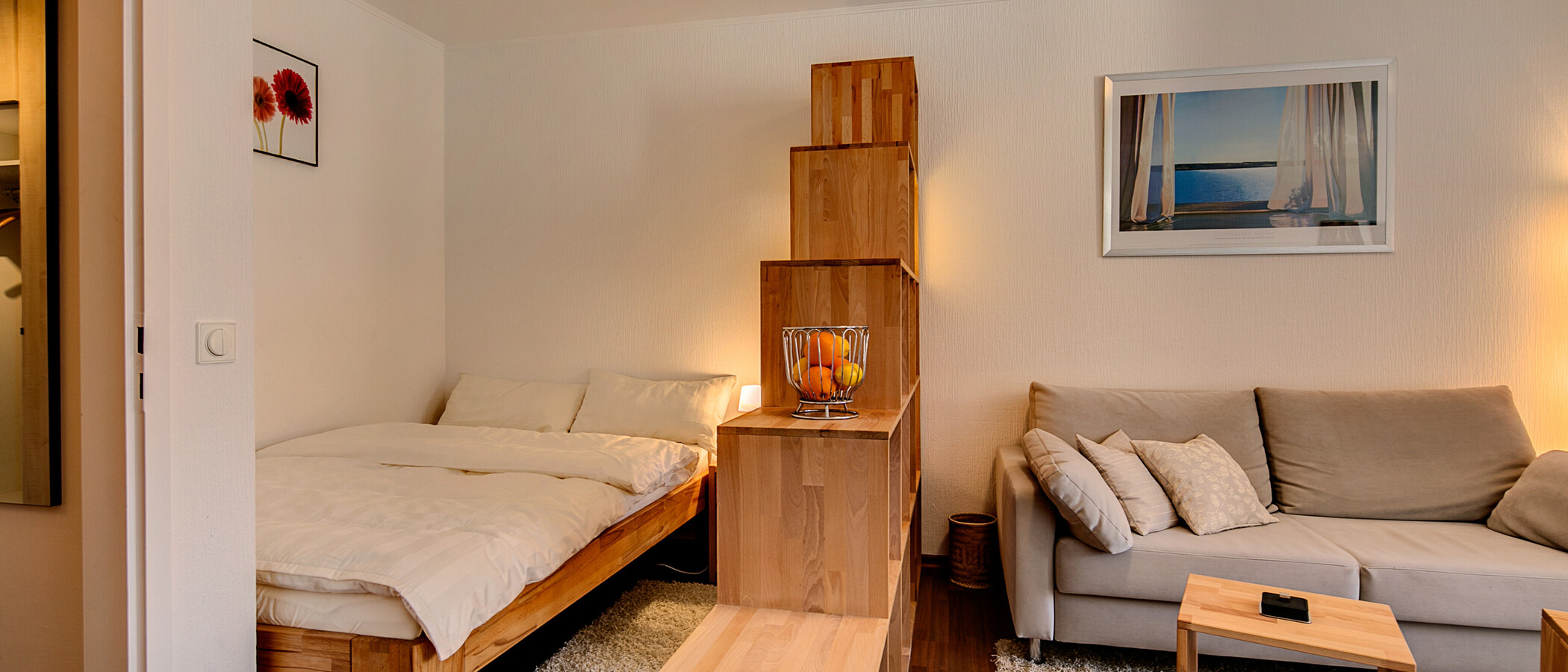studio München Ludwigsvorstadt 05 living room 7070