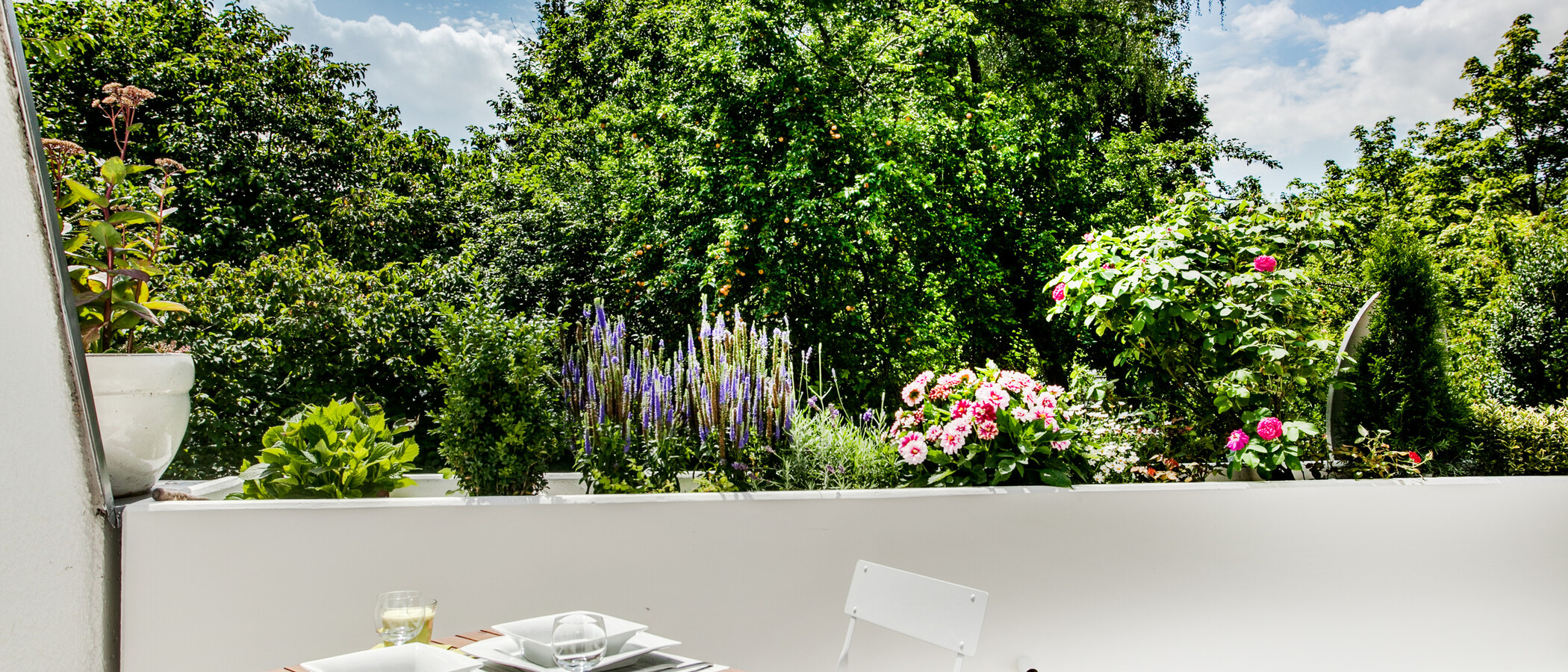 apartment München Arabellapark 02 terrace 7076