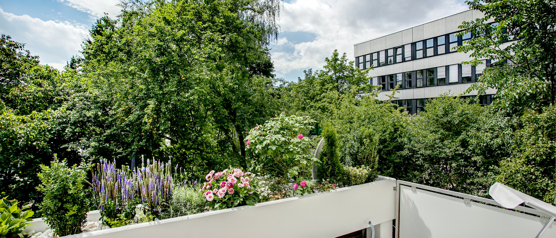 apartment München Arabellapark 04 terrace 7076