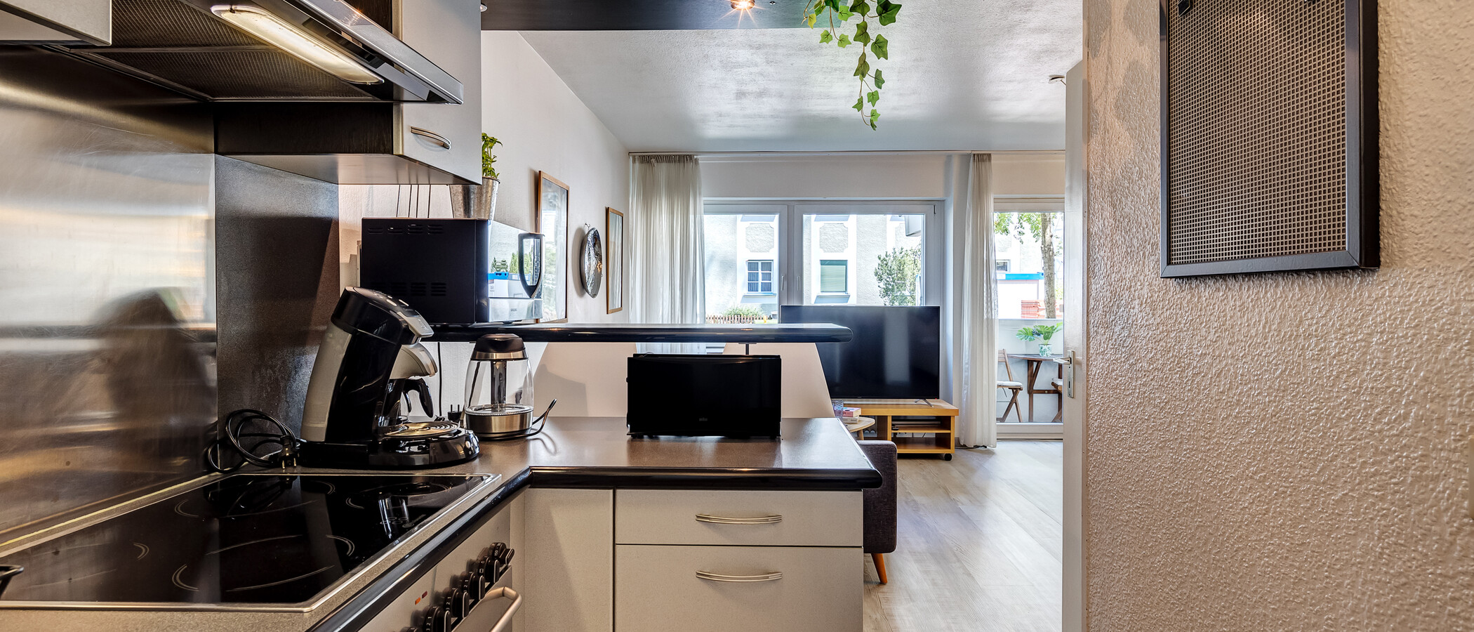 apartment München Neuhausen 02 kitchen 7116