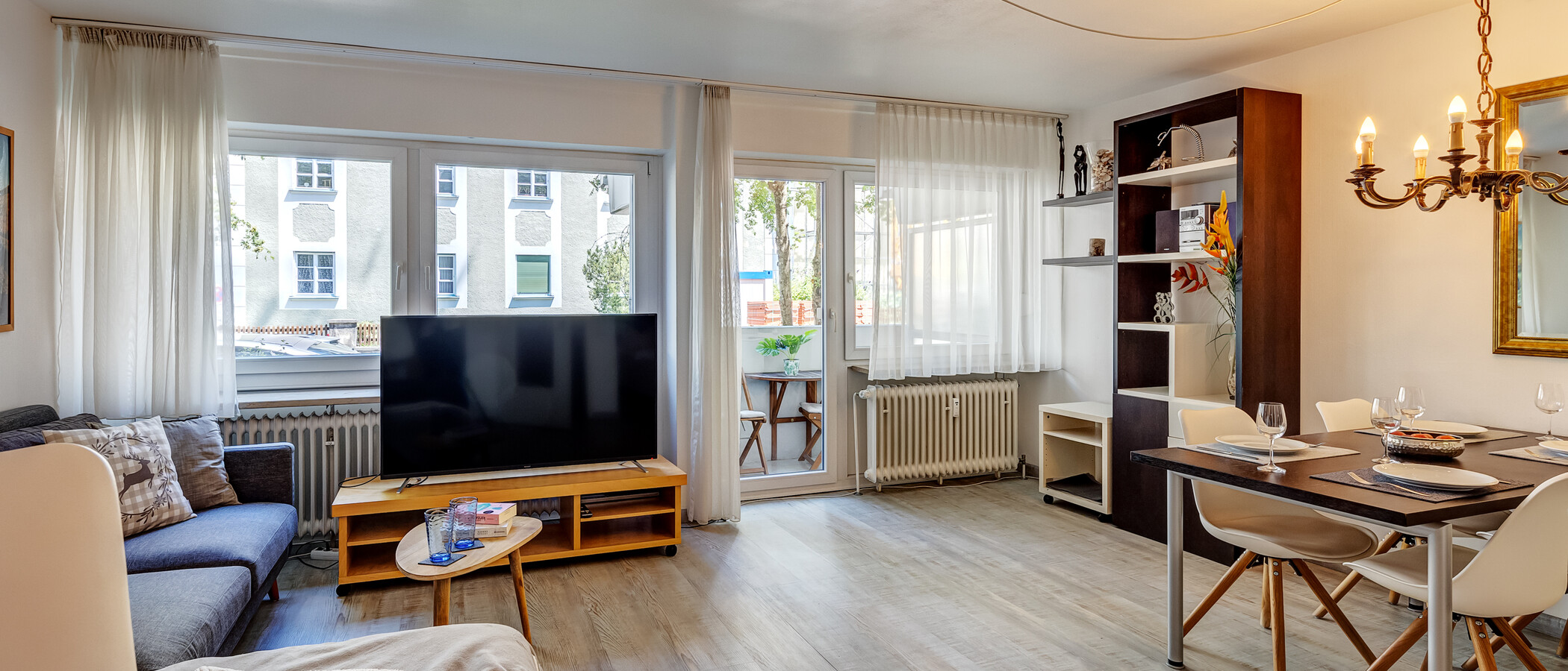 apartment München Neuhausen 04 living area 7116