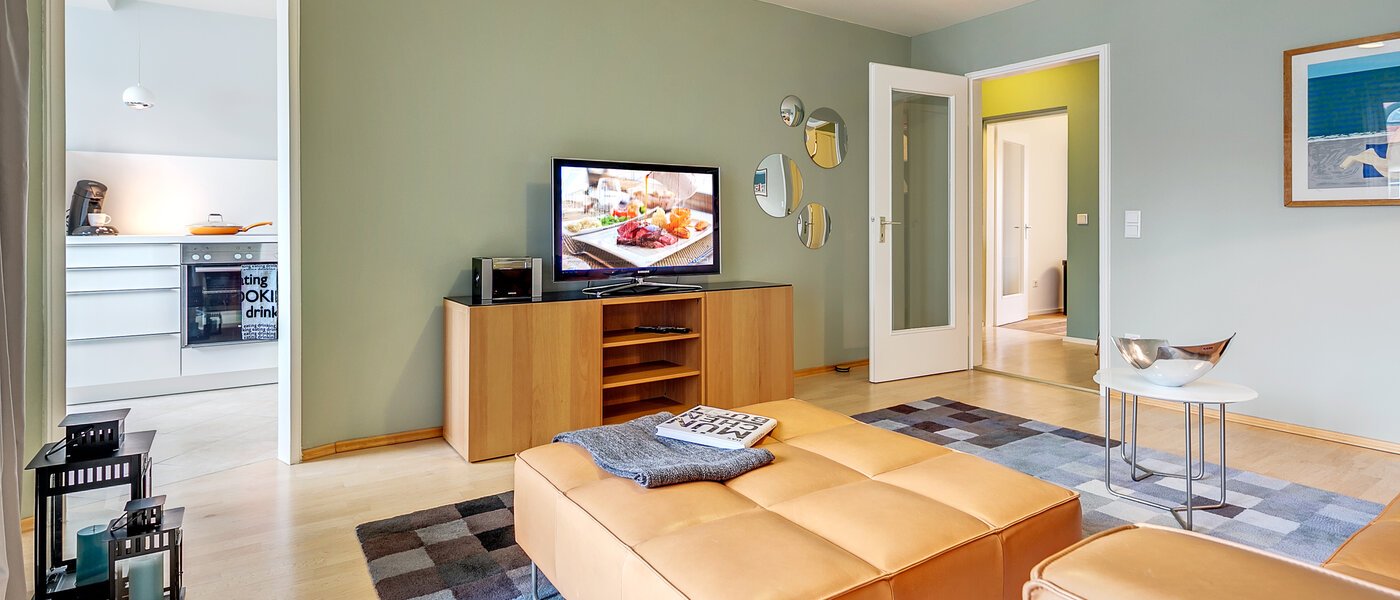 apartment München Gärtnerplatzviertel 03 living room 7140