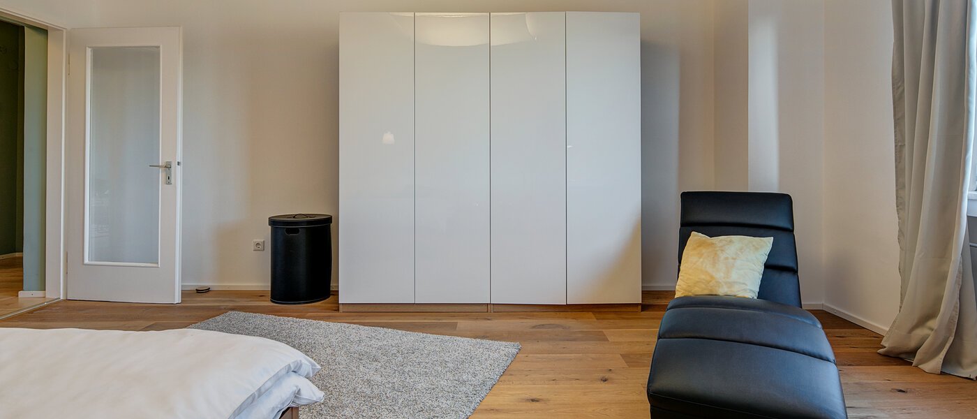 apartment München Gärtnerplatzviertel 04 sleeping area 7140