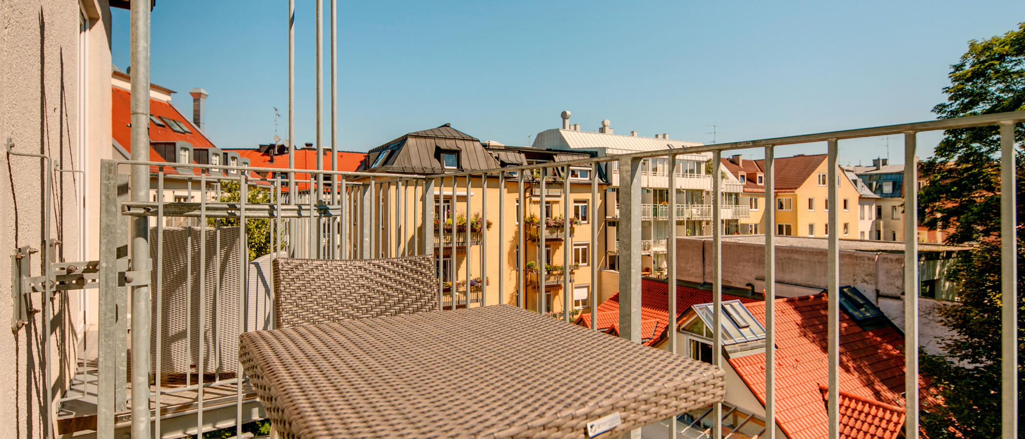 apartment München Isarvorstadt 01 balcony 7155