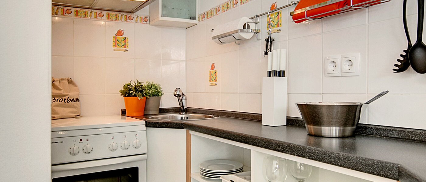 apartment München Neuhausen 02 kitchen 7179