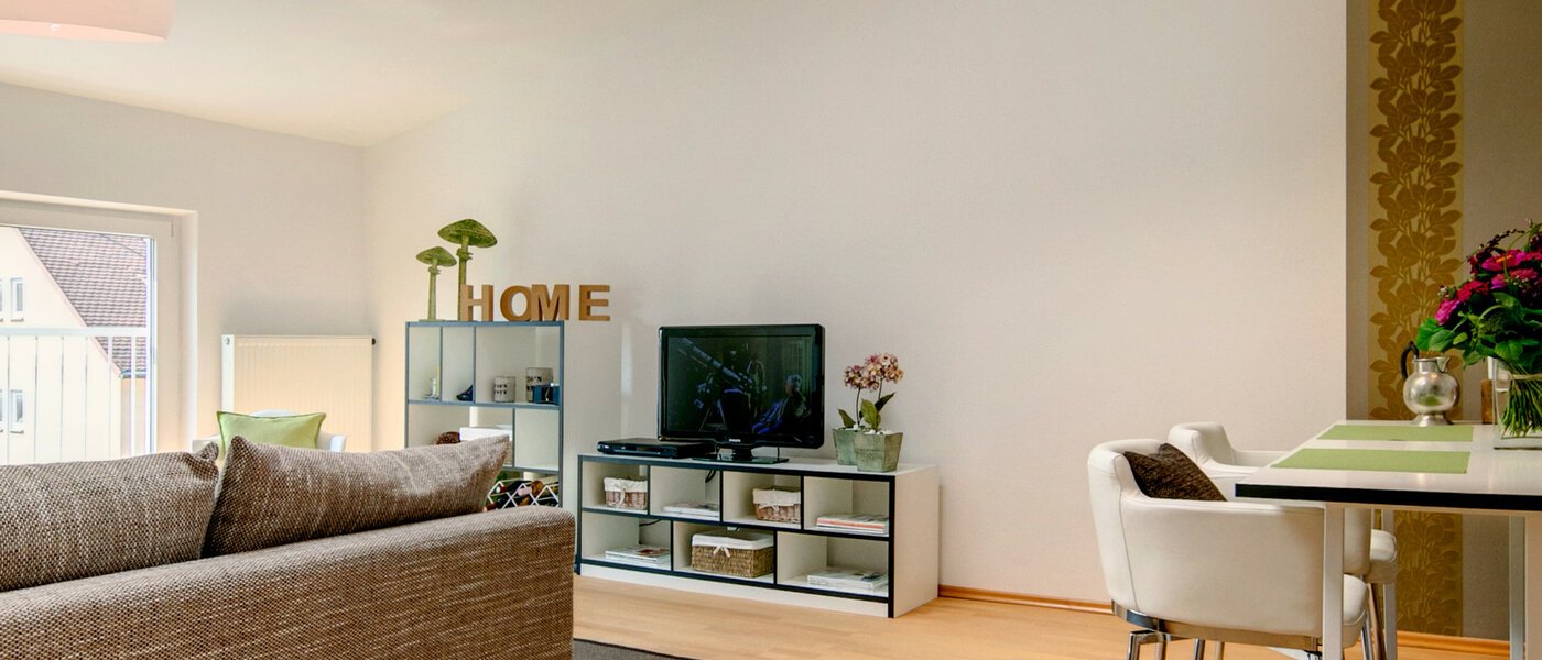 attic apartment München Bogenhausen 06 living room 7185