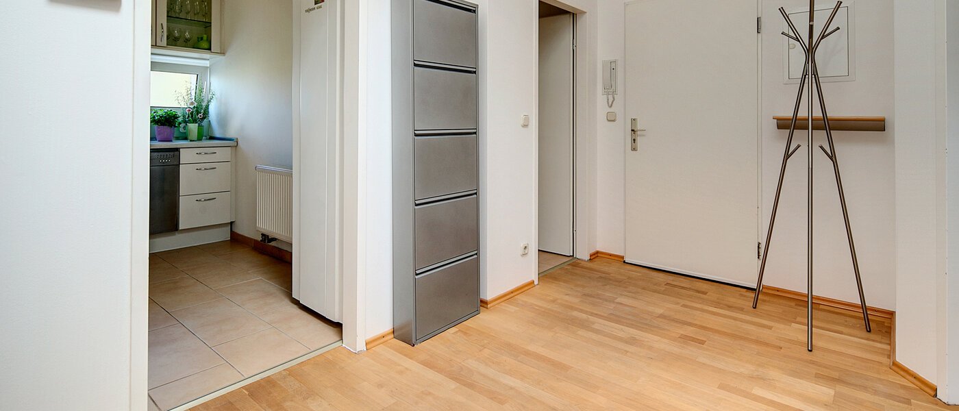 attic apartment München Bogenhausen 02 hall 7185