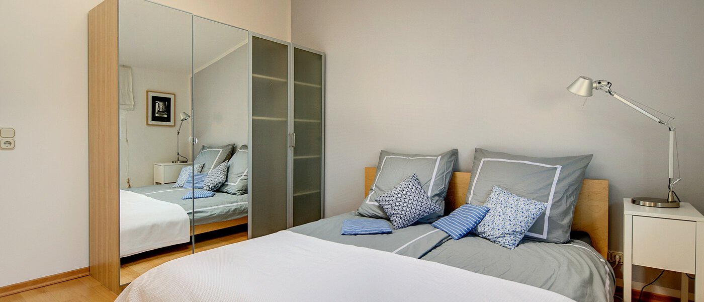 attic apartment München Bogenhausen 02 sleeping area 7185