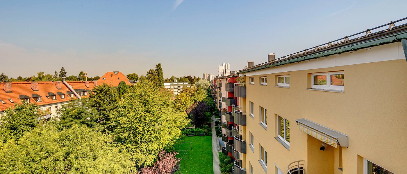 attic apartment München Bogenhausen 01 view 7185
