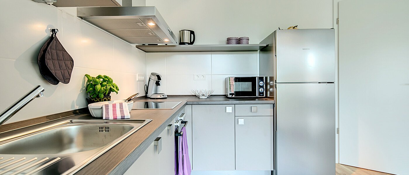 apartment München Moosach 02 kitchen 7228