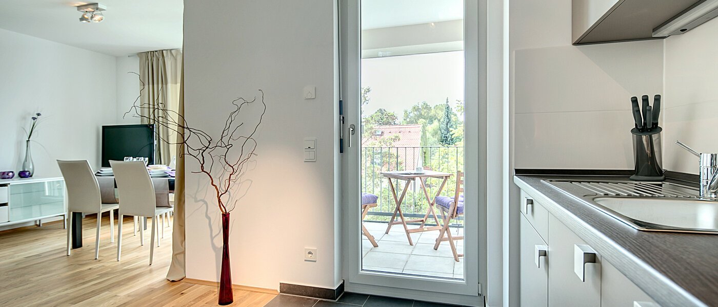 apartment München Moosach 03 kitchen 7228