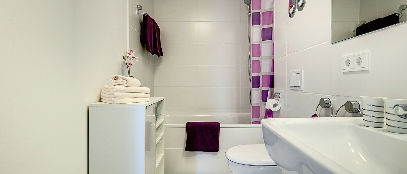 apartment München Moosach 02 bathroom 7228