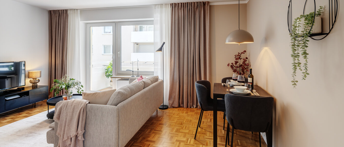 apartment München Milbertshofen 02 living area 7233