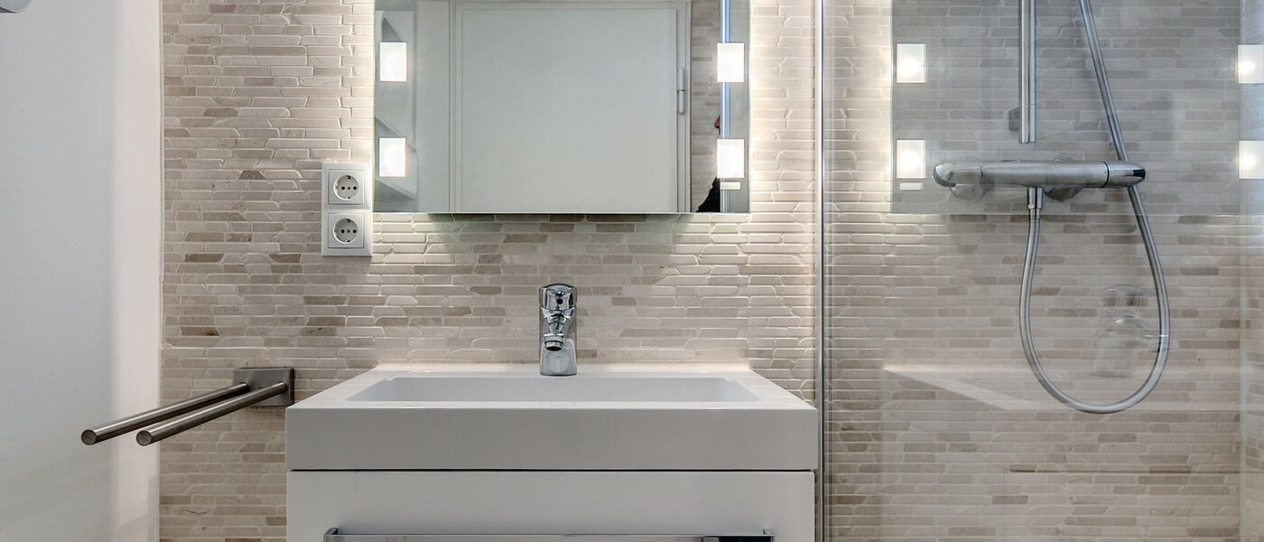 attic apartment München Maxvorstadt - Rund um den Josephplatz 01 bathroom 7242