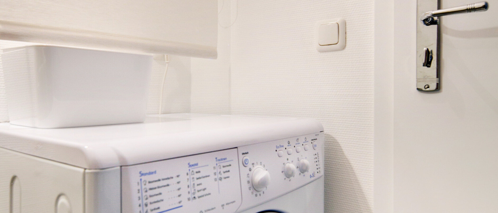 apartment München Lehel 03 separate toilet 7244