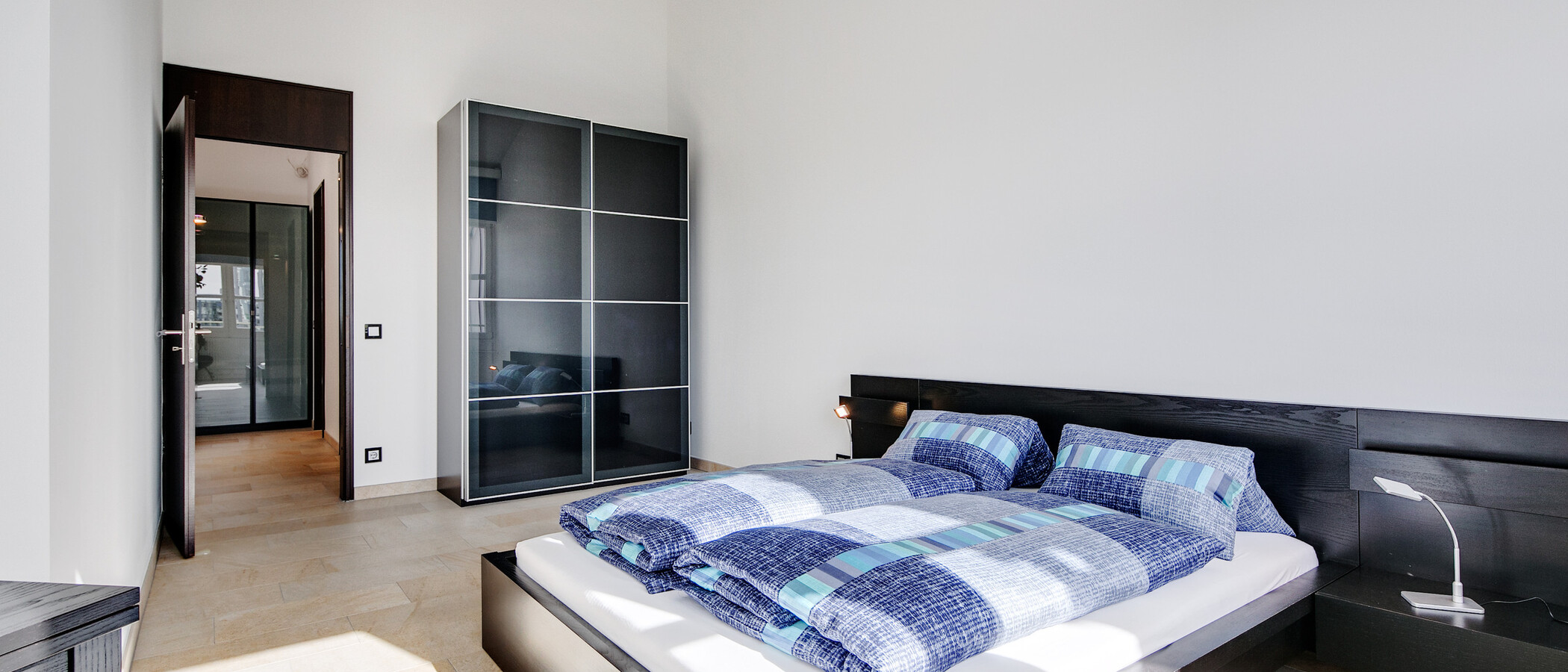 roof terrace apartment München Arabellapark 04 sleeping area 7279
