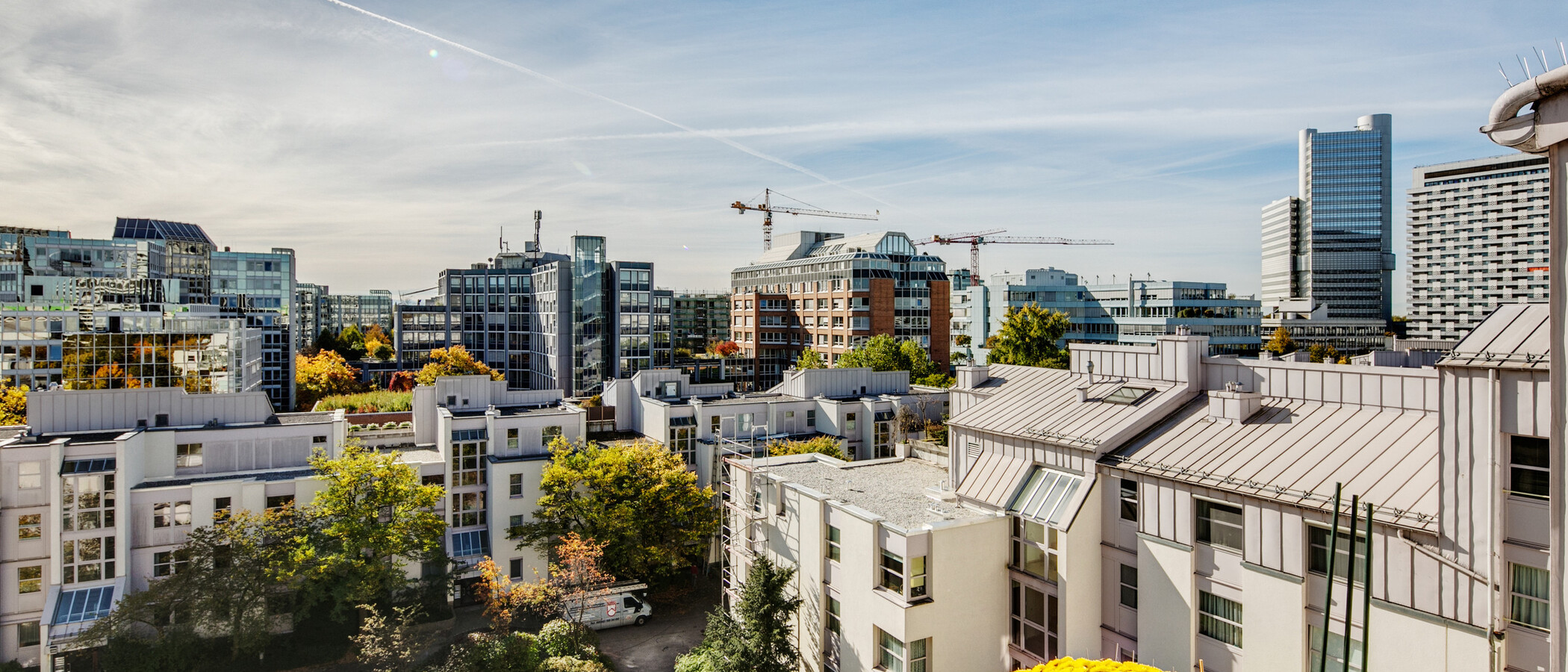 roof terrace apartment München Arabellapark 02 view 7279