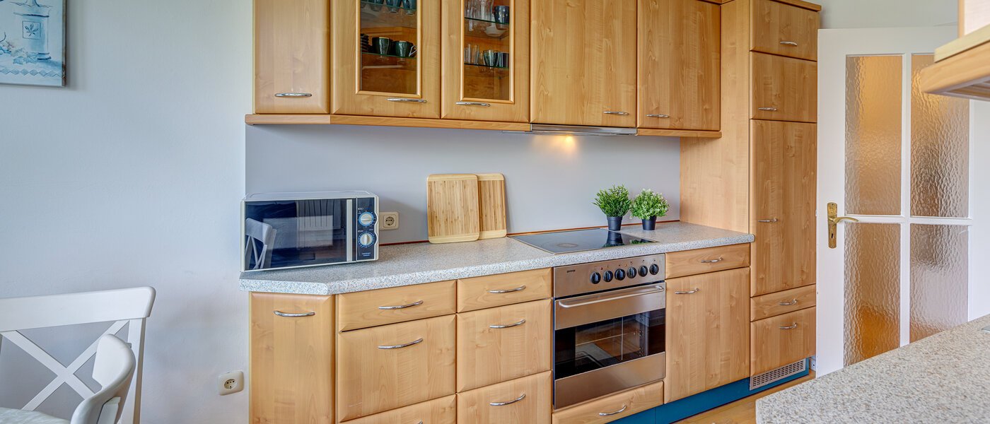 apartment München Bogenhausen 02 kitchen 7308