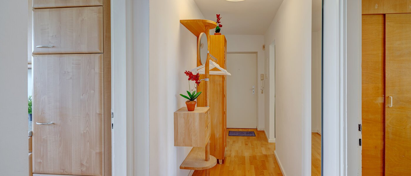 apartment München Bogenhausen 01 hall 7308