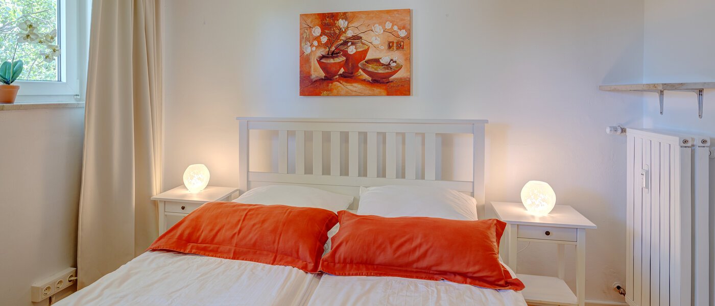 apartment München Bogenhausen 02 2. bedroom 7308