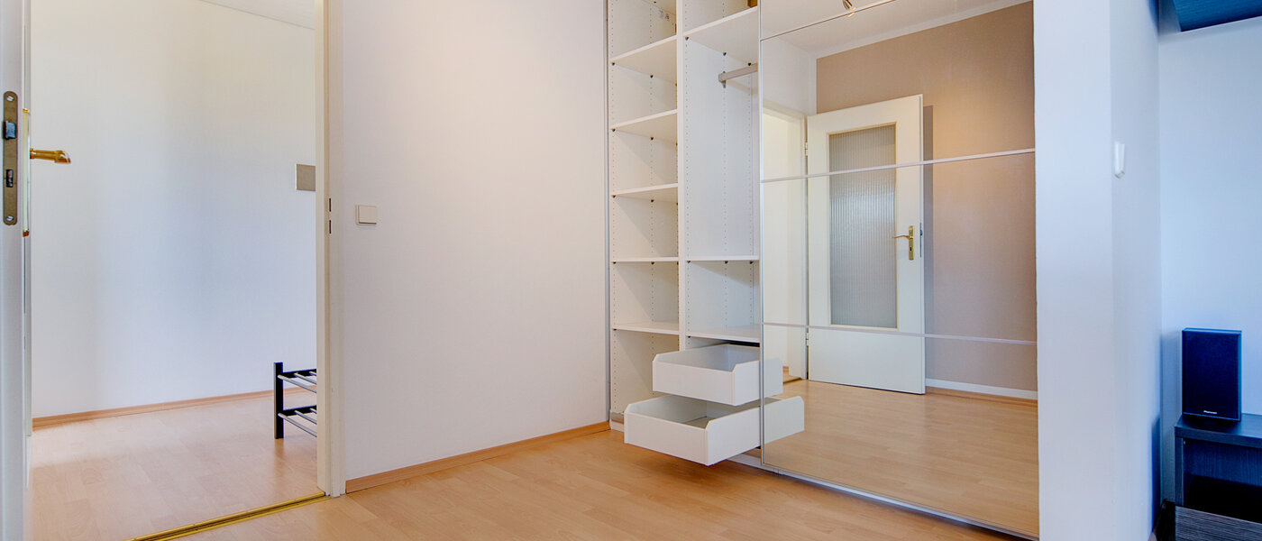 apartment München Neuperlach 06 living room 7310