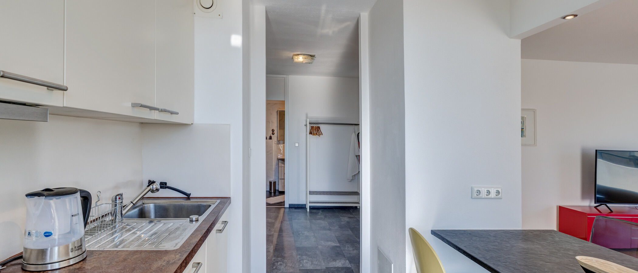 apartment München Schwabing-West 03 kitchen 7349