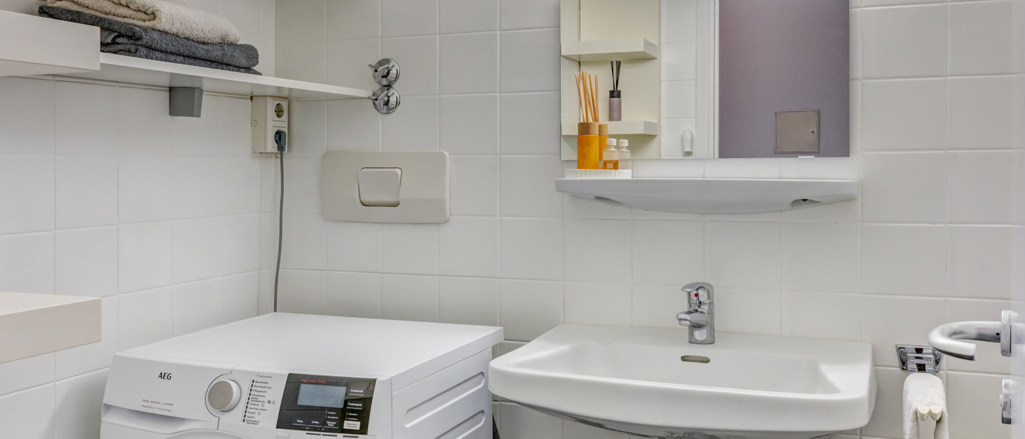 apartment München Schwabing-West 01 utility room 7349