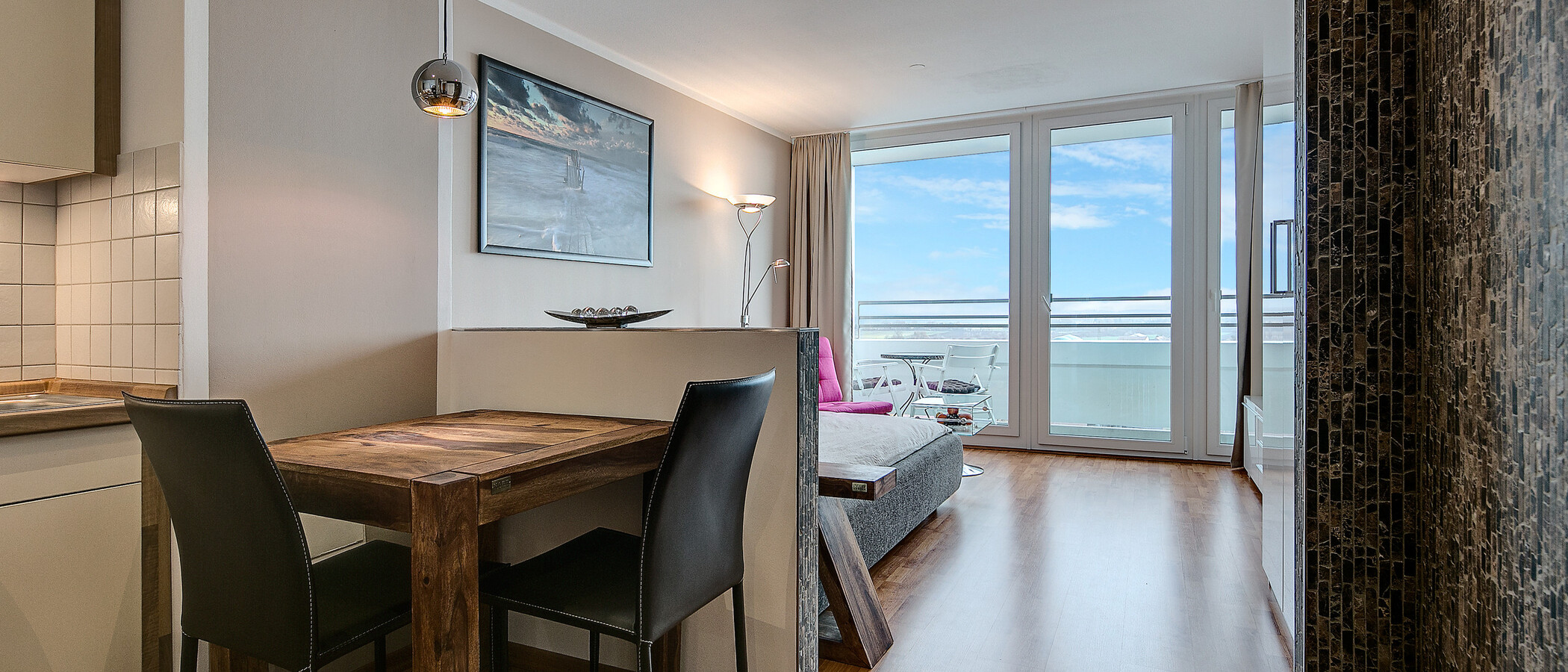 apartment München Johanneskirchen 02 living room 7350