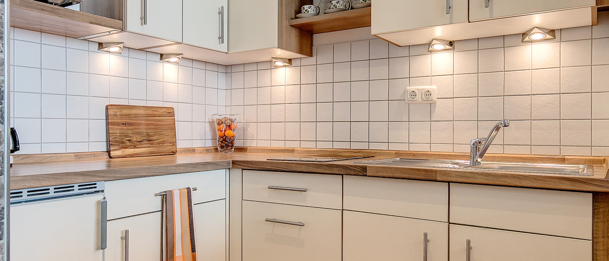 apartment München Johanneskirchen 03 kitchen 7350