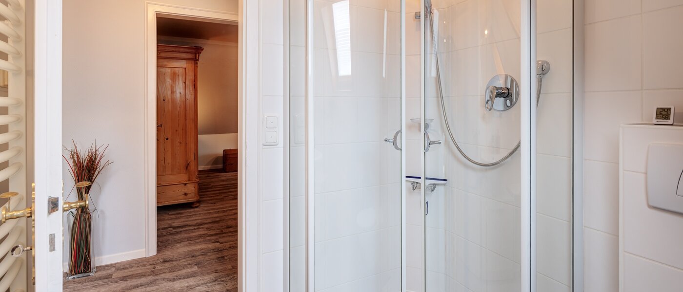 apartment München Feldmoching 03 bathroom 7365