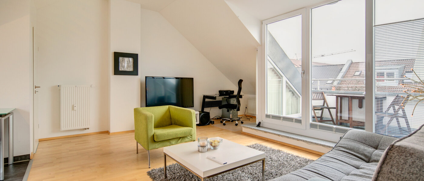 roof terrace apartment München Untermenzing 02 living room 7372