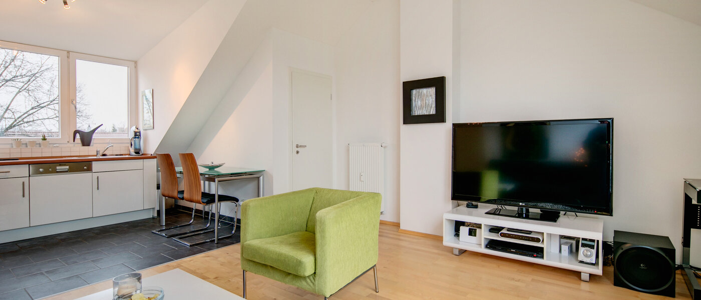 roof terrace apartment München Untermenzing 03 living room 7372