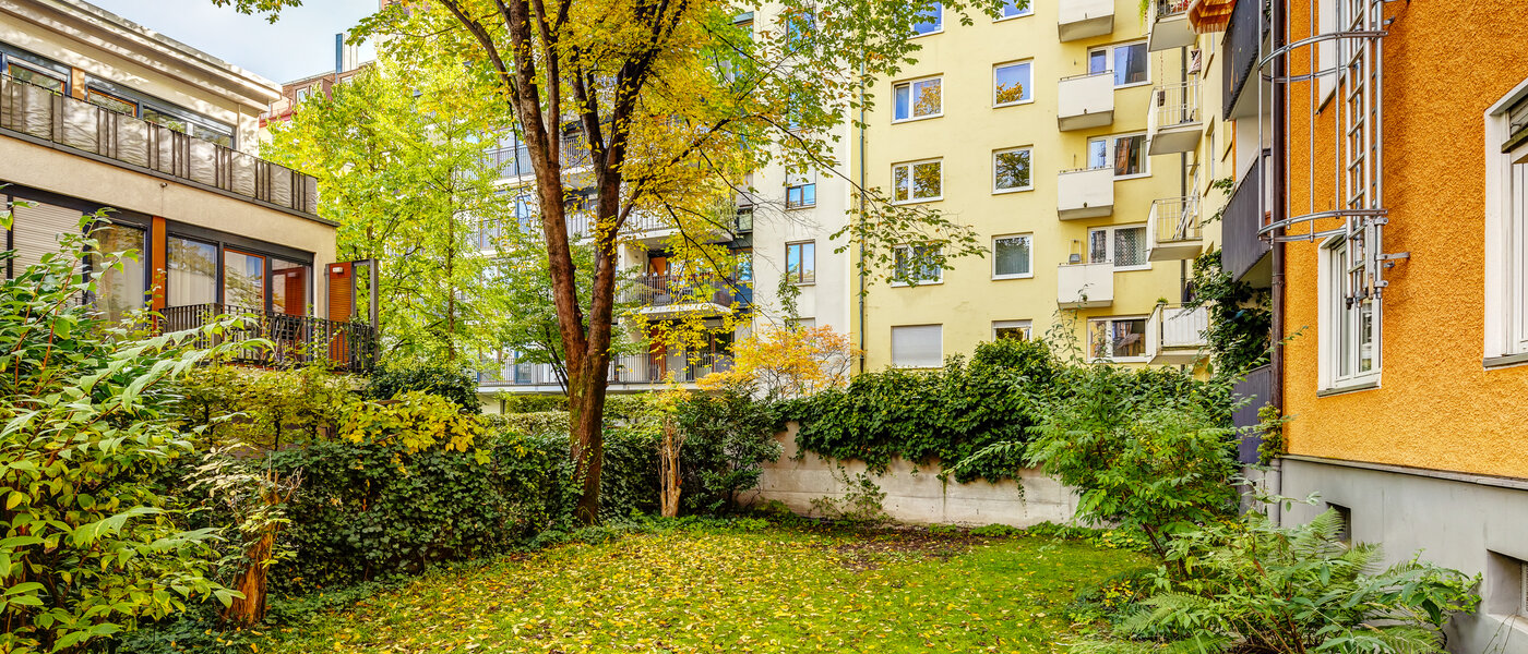 apartment München Au 02 inner courtyard  7380