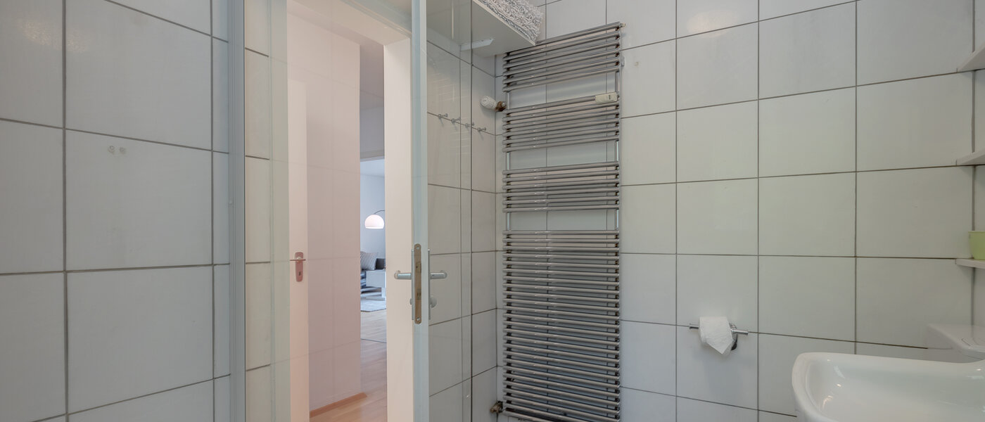 apartment München Thalkirchen 03 bathroom 7395