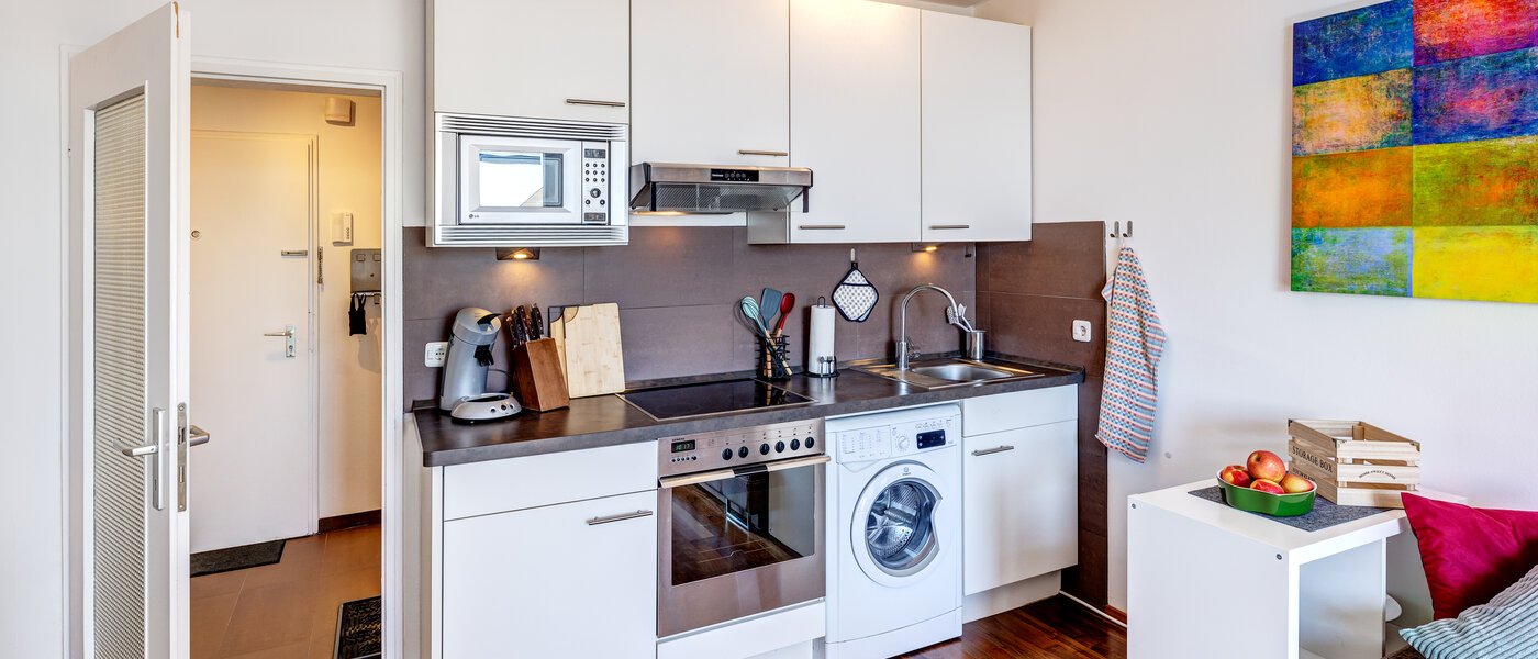 apartment München Moosach 01 kitchen 7399