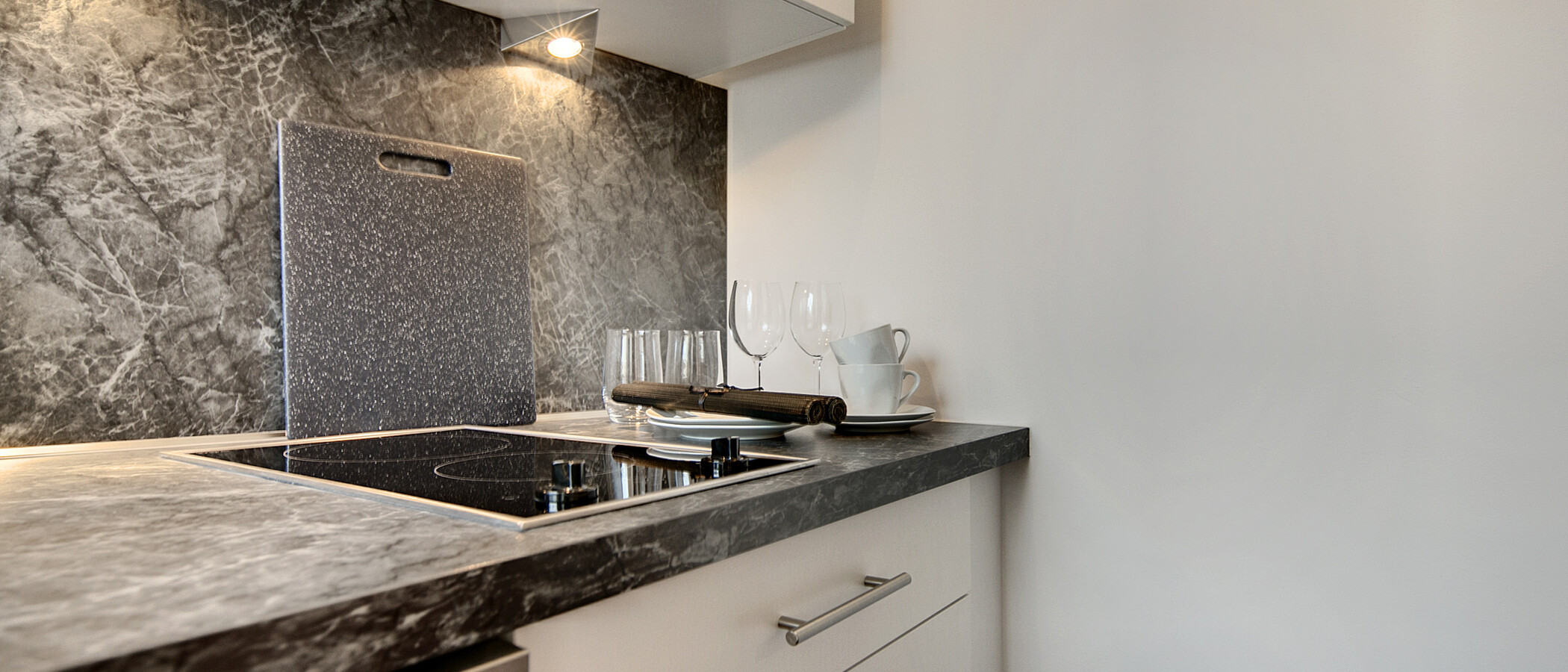 apartment München Neuhausen 05 kitchen 7421