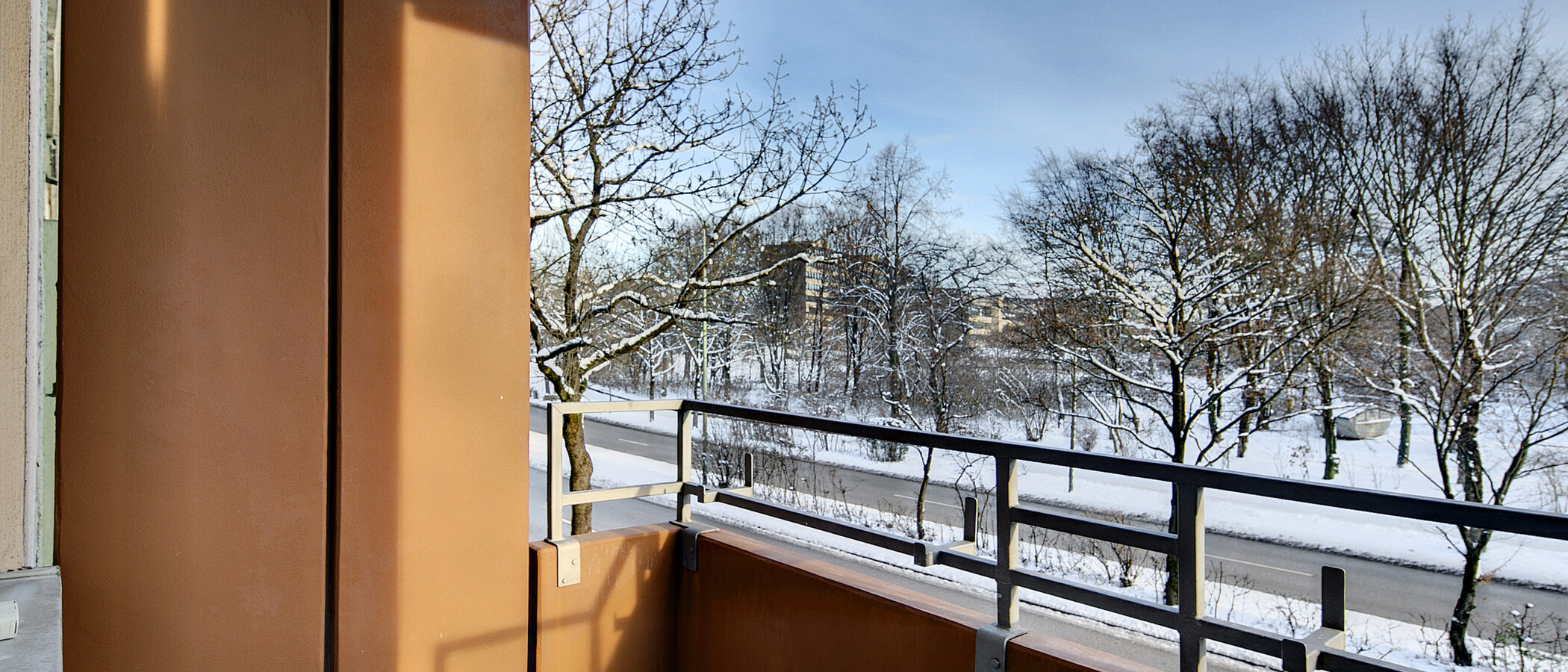 apartment München Neuhausen 01 balcony 7421