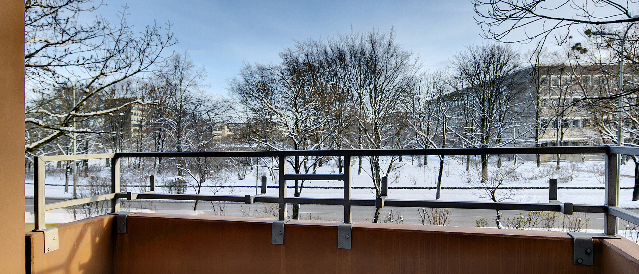 apartment München Neuhausen 02 balcony 7421