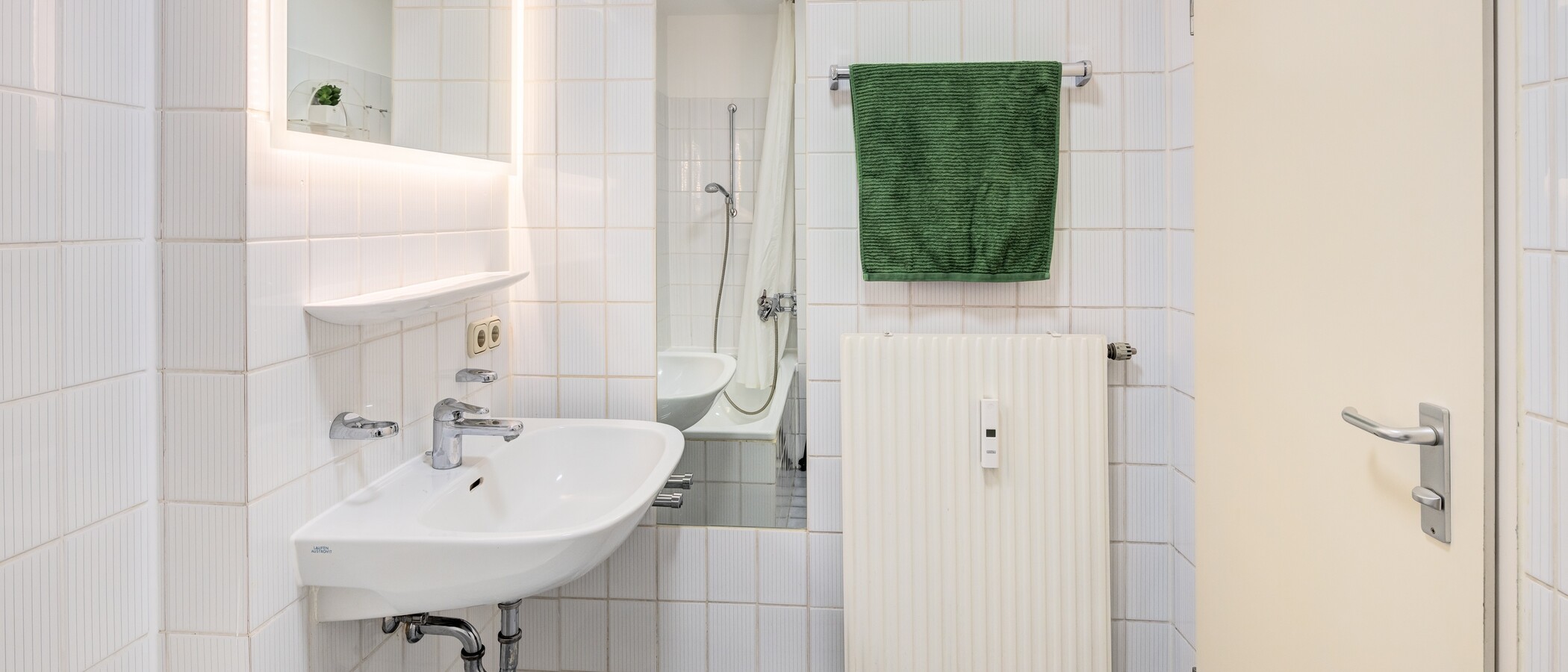 apartment München Maxvorstadt 02 bathroom 7492