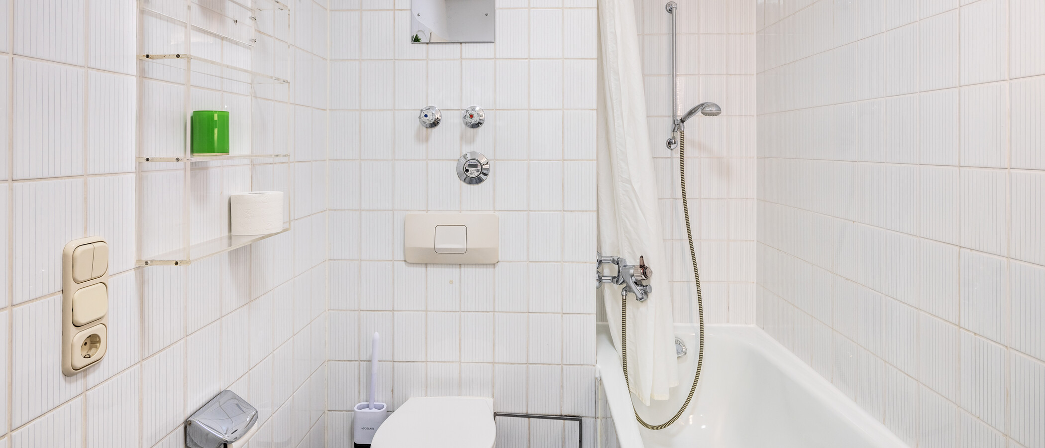 apartment München Maxvorstadt 03 bathroom 7492