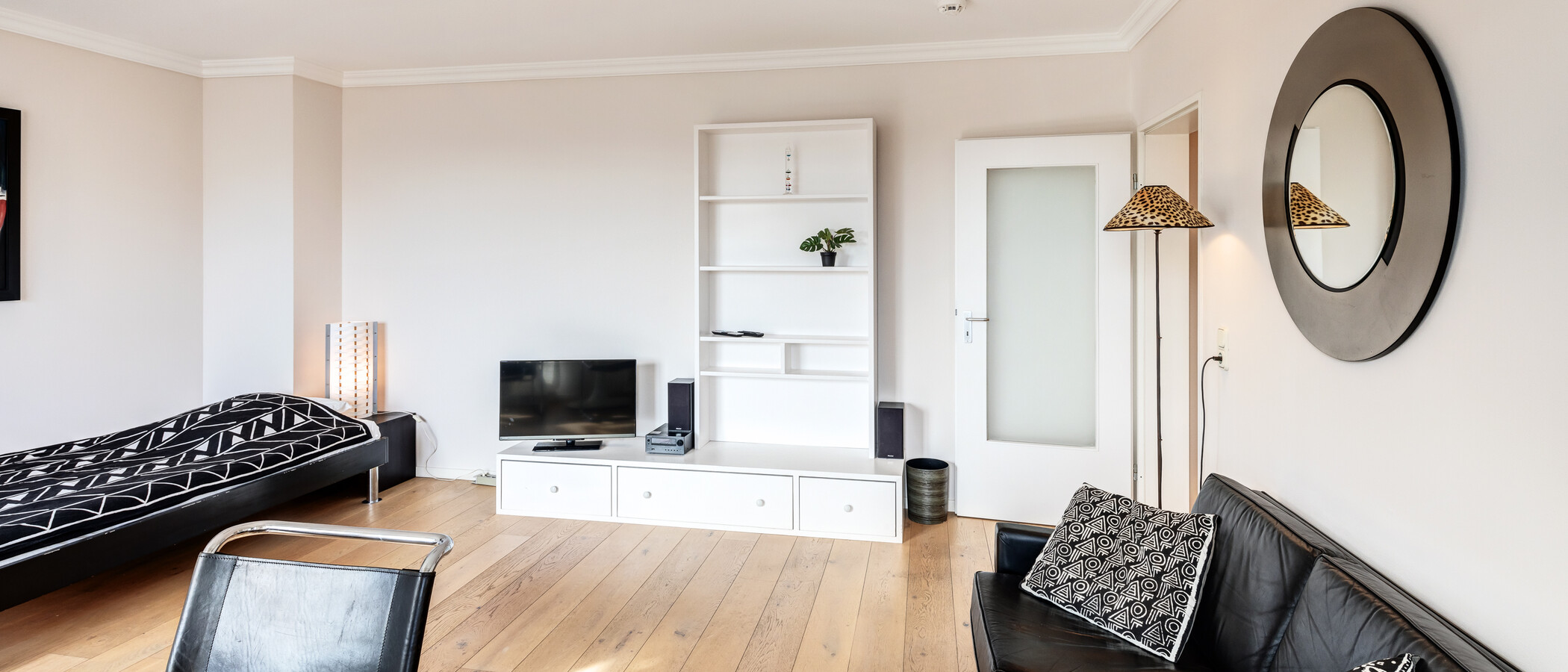 apartment München Maxvorstadt 04 living area 7492