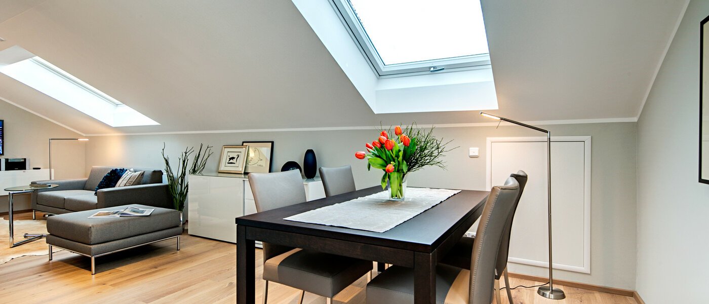 attic apartment München Trudering 01 dining 7503