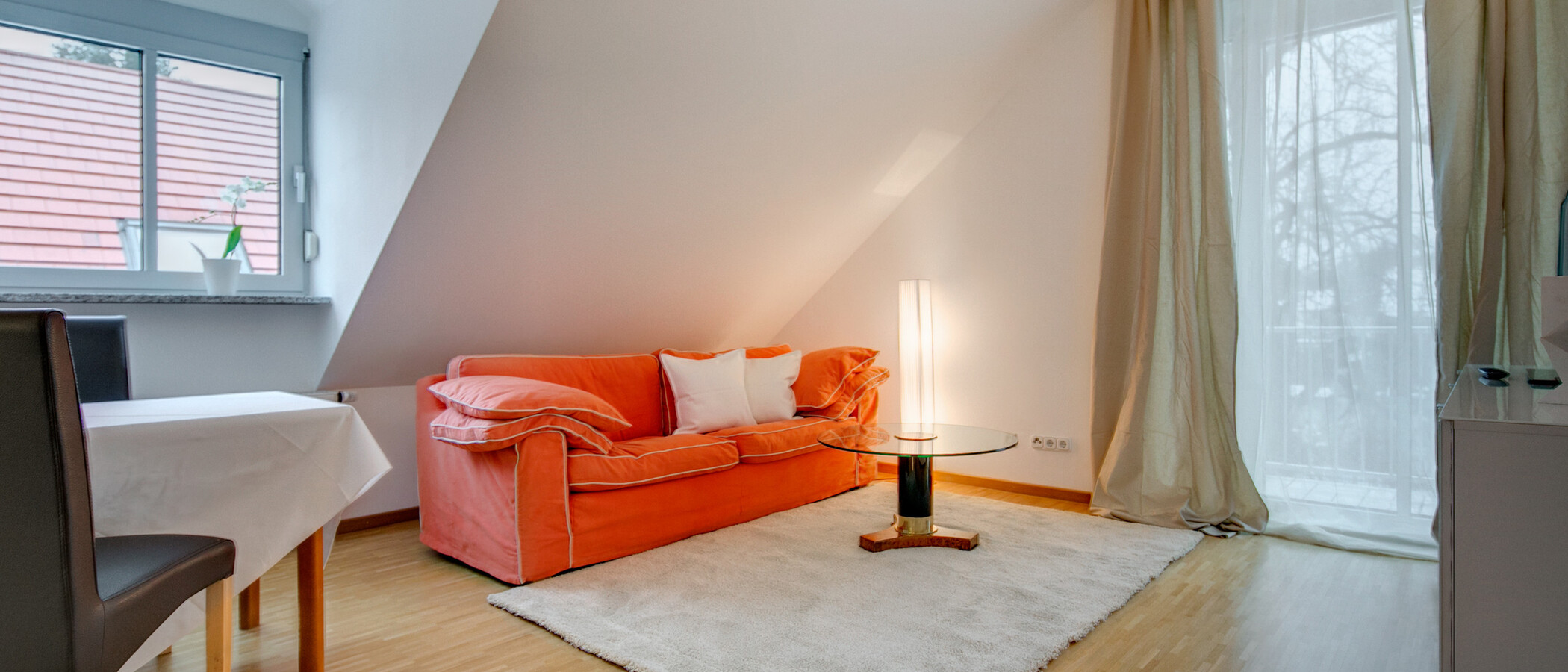 apartment München Berg am Laim 01 living room 7511