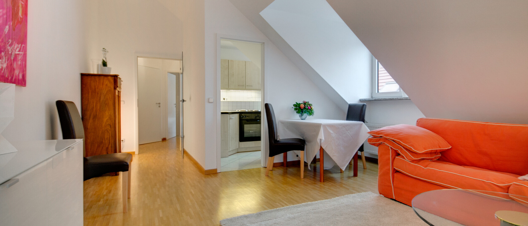 apartment München Berg am Laim 04 living room 7511