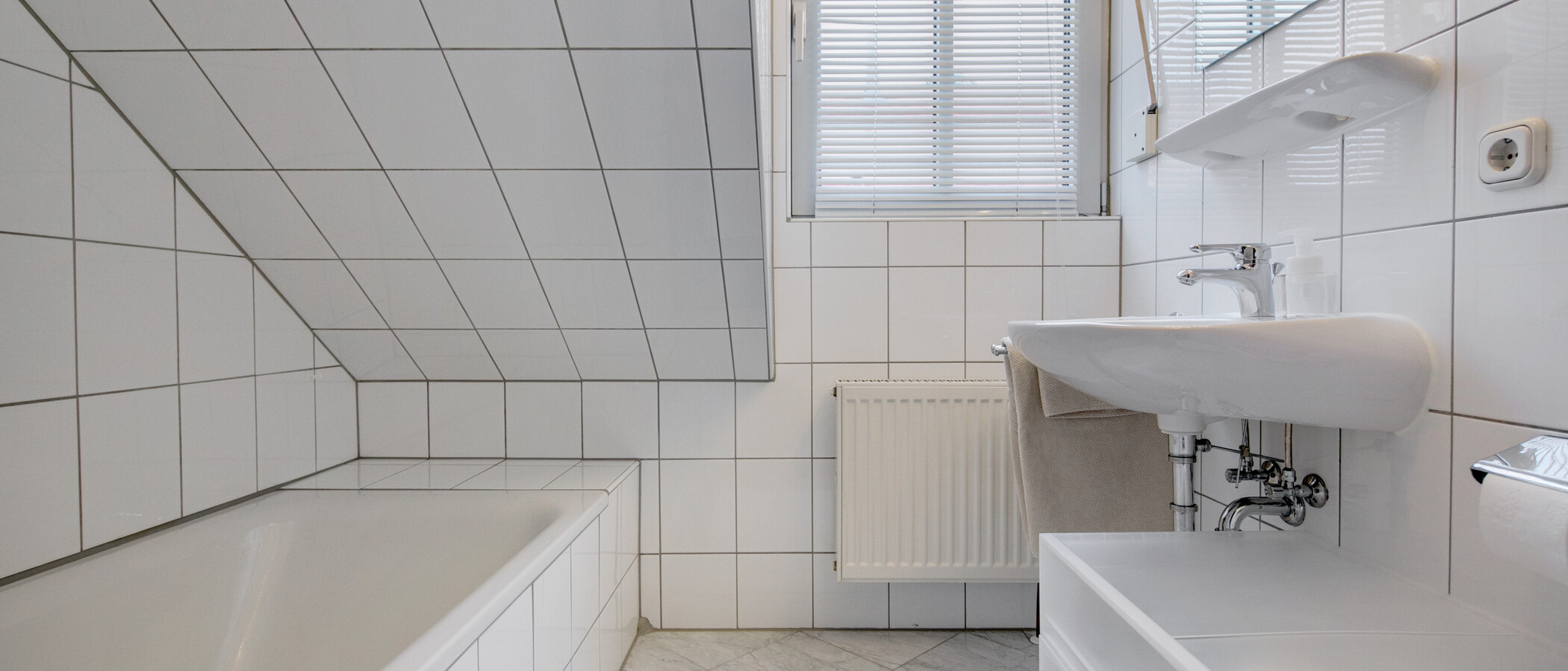 apartment München Berg am Laim 01 bathroom 7511