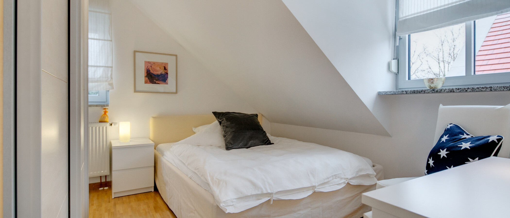 apartment München Berg am Laim 01 sleeping area 7511