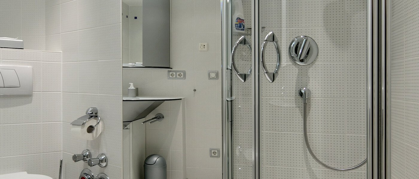 apartment München Maxvorstadt - Universitätsviertel 03 bathroom 7512